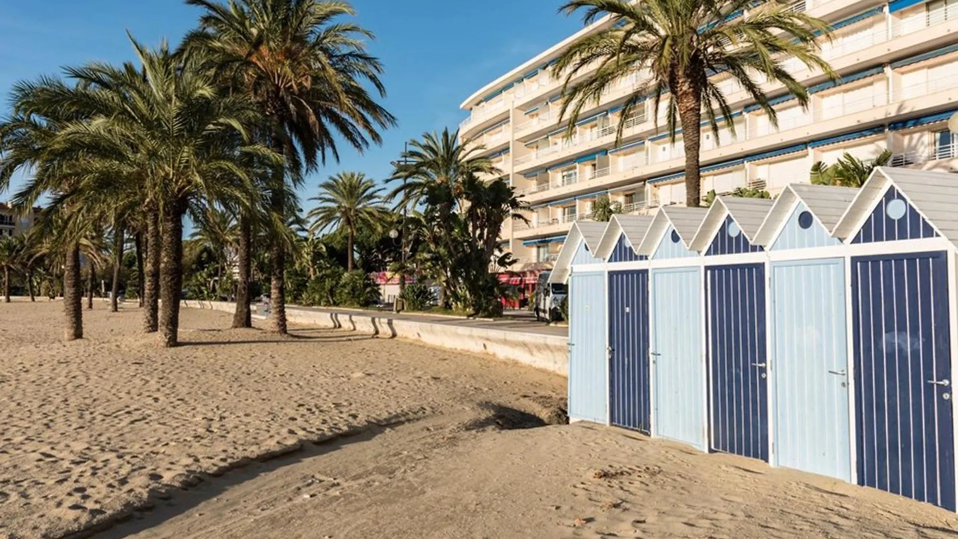 Apartment T2 Au Lavandou Pour 4 Avec Parking, Terrasse Mer Et Acces Plage - Fr-1-803-23 Le Lavandou France